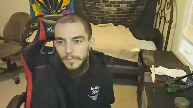 Snapshot of XMeF10 chatting on 28, 1, 2025 XMeF10 online show from 28, 1, 2025