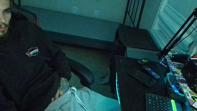 XMeF10 online show from 15, 2, 2025