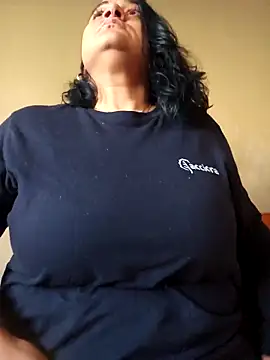 paulinaDiaz1 online show from 2, 11, 2025