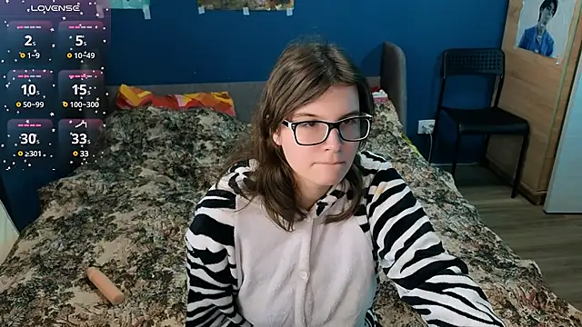 Snapshot of Ruyjin_Choi chatting on 4, 12, 2024 Ruyjin Choi online show from 4, 12, 2024