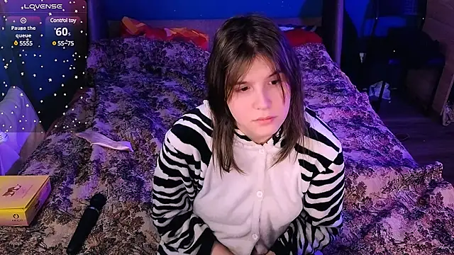 Snapshot of Ruyjin_Choi chatting on 17, 12, 2024 Ruyjin Choi online show from 17, 12, 2024