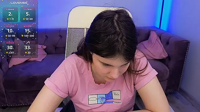 Snapshot of Ruyjin_Choi chatting on 14, 3, 2025 Ruyjin Choi online show from 14, 3, 2025