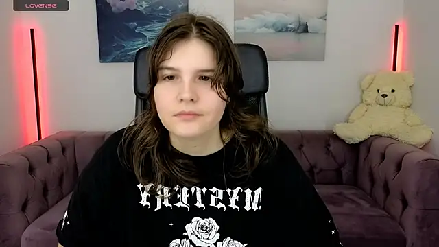 Snapshot of Ruyjin_Choi chatting on 6, 11, 2025 Ruyjin Choi online show from 6, 11, 2025