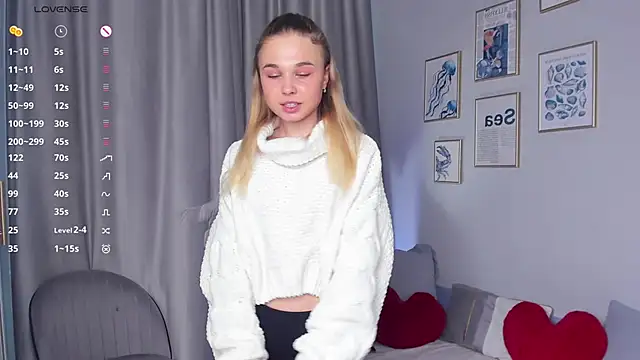 Snapshot of OdetteHarwick chatting on 25, 11, 2025 OdetteHarwick online show from 25, 11, 2025