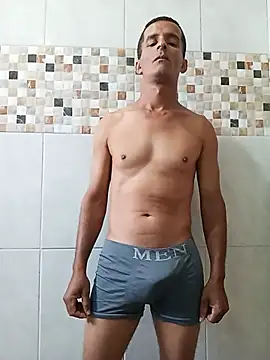 Snapshot of morenogato100 chatting on 24, 6, 2026 morenogato100 online show from 24, 6, 2026
