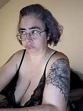 GraceHenderson online show from 27, 12, 2024