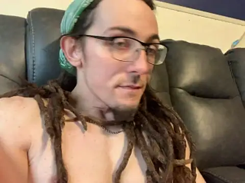 Snapshot of thiccplamp chatting on 14, 10, 2025 thiccplamp online show from 14, 10, 2025