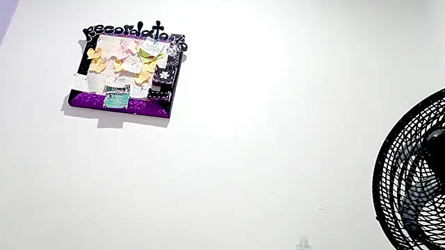 Snapshot of PetiteIvoryQueen19 chatting on 24, 2, 2026 PetiteIvoryQueen19 online show from 24, 2, 2026