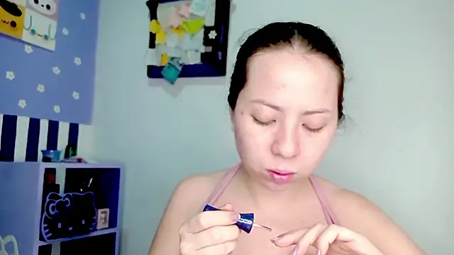 Snapshot of PetiteIvoryQueen19 chatting on 20, 6, 2026 PetiteIvoryQueen19 online show from 20, 6, 2026