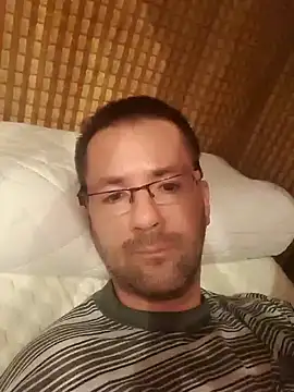 riskybusiness9090 online show from 14, 12, 2024