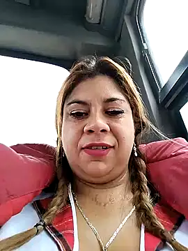 Laura-Hernandez online show from 18, 12, 2024