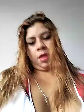 Laura-Hernandez online show from 10, 1, 2025