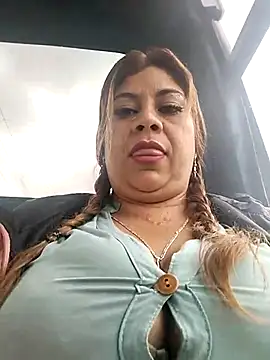 Laura-Hernandez online show from 13, 3, 2025