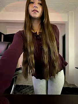 Snapshot of aly_golden_ chatting on 26, 11, 2025 aly golden online show from 26, 11, 2025