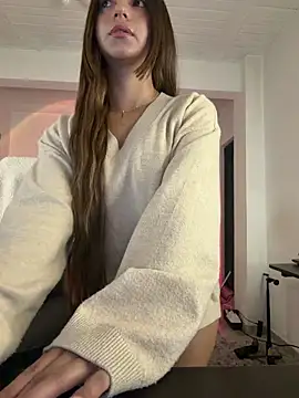 Snapshot of aly_golden_ chatting on 2, 2, 2026 aly golden online show from 2, 2, 2026