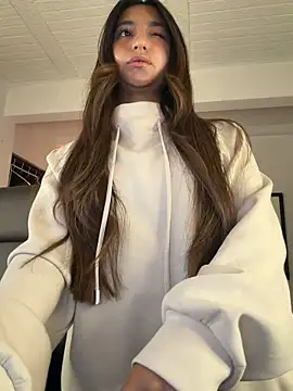 Snapshot of aly_golden_ chatting on 23, 4, 2026 aly golden online show from 23, 4, 2026