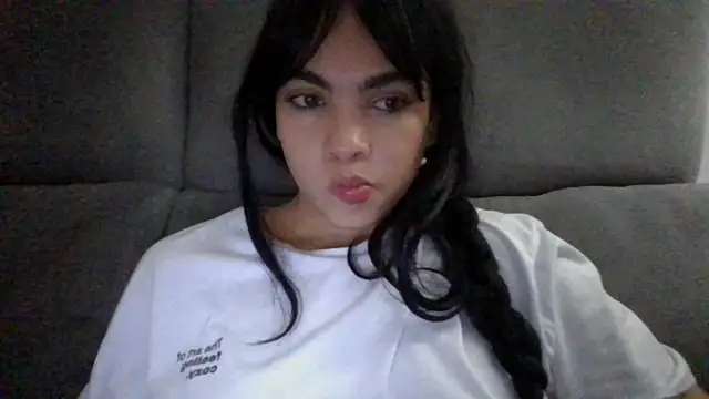 Kiri Cutee online show from 5, 12, 2024