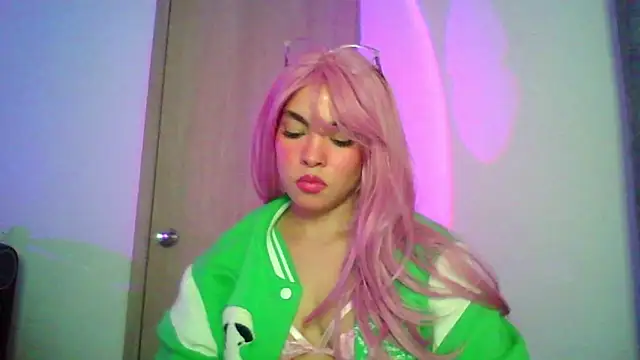 Kiri Cutee online show from 7, 11, 2025