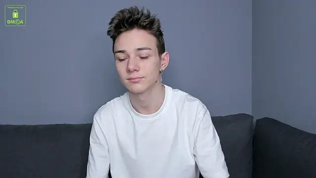 Snapshot of Viego_Pattel chatting on 3, 12, 2025 Viego Pattel online show from 3, 12, 2025