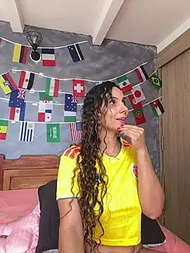 Snapshot of MafeeRoss chatting on 27, 6, 2026 MafeeRoss online show from 27, 6, 2026