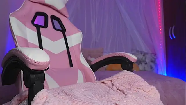 Lilou albrecht online show from 30, 3, 2026