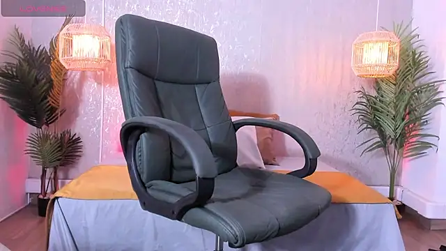 Regan   online show from 20, 10, 2025