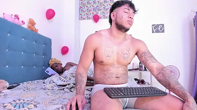 Snapshot of daamonxxx19 chatting on 2, 3, 2025 daamonxxx19 online show from 2, 3, 2025