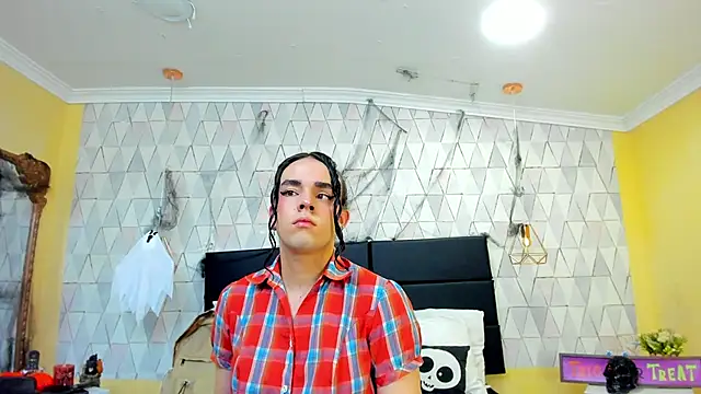 JustinePerry online show from 31, 10, 2025