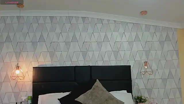 JustinePerry online show from 13, 11, 2025