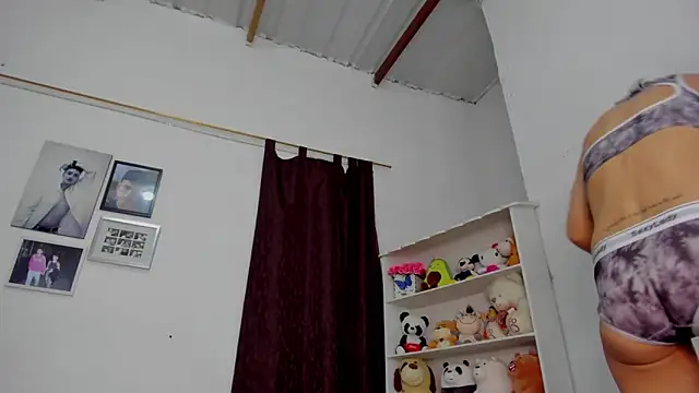 megan 100 online show from 26, 3, 2026