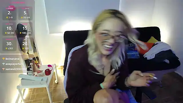 Snapshot of 911Calling chatting on 10, 12, 2024 911Calling online show from 10, 12, 2024