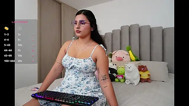 Snapshot of Luu_Princess chatting on 30, 11, 2025 Luu Princess online show from 30, 11, 2025