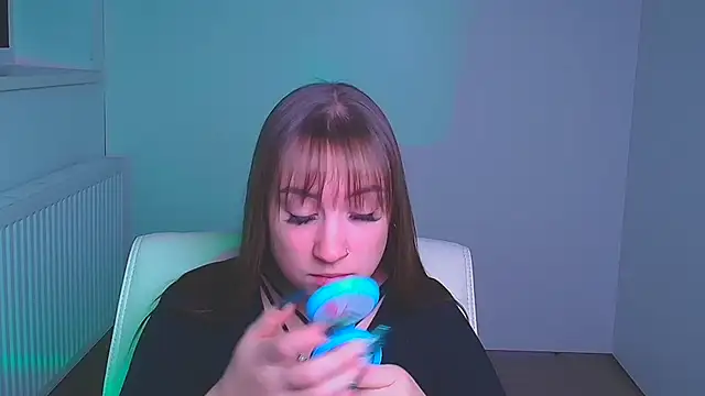 Evelina GG online show from 21, 12, 2024