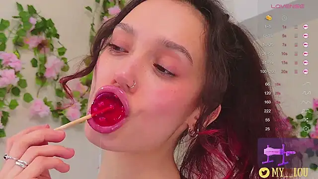 MyLou  online show from 5, 3, 2025