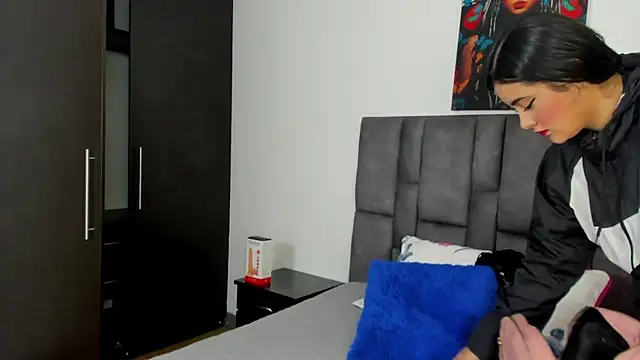 Snapshot of Dulce_amg chatting on 4, 3, 2025 Dulce amg online show from 4, 3, 2025