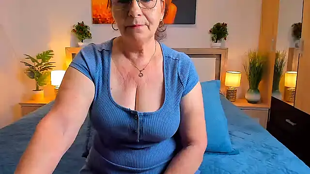 Snapshot of sweetangell69_ chatting on 11, 5, 2026 sweetangell69 online show from 11, 5, 2026