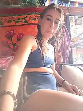 Snapshot of samy-blonde chatting on 12, 2, 2025 samy-blonde online show from 12, 2, 2025