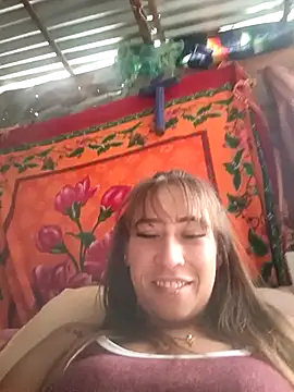 Snapshot of samy-blonde chatting on 12, 3, 2025 samy-blonde online show from 12, 3, 2025