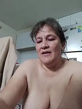 Snapshot of DirtyStefaniax chatting on 5, 1, 2026 DirtyStefaniax online show from 5, 1, 2026