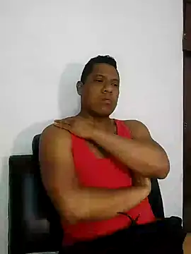 Snapshot of latinblack01 chatting on 11, 12, 2024 latinblack01 online show from 11, 12, 2024