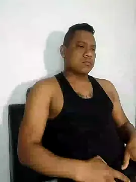 Snapshot of latinblack01 chatting on 17, 12, 2024 latinblack01 online show from 17, 12, 2024