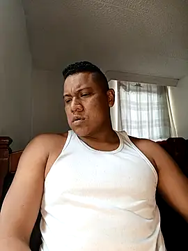 Snapshot of latinblack01 chatting on 1, 10, 2025 latinblack01 online show from 1, 10, 2025