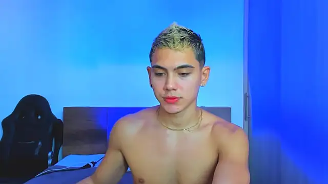 Stevenn 77 online show from 5, 12, 2024