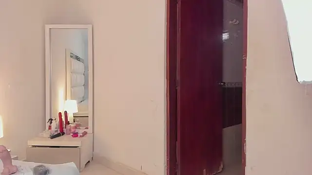 Alhana pulido online show from 29, 1, 2025