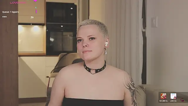 LikaBerry1 online show from 2, 4, 2026