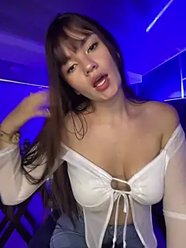 Snapshot of angel_natural chatting on 7, 3, 2025 angel natural online show from 7, 3, 2025