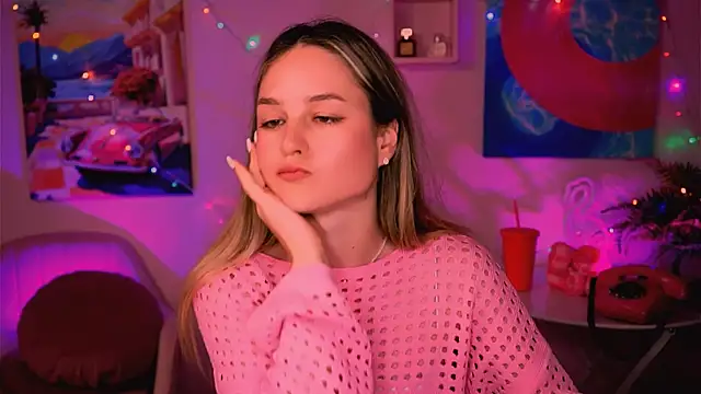 DeboraLarson online show from 2, 1, 2025