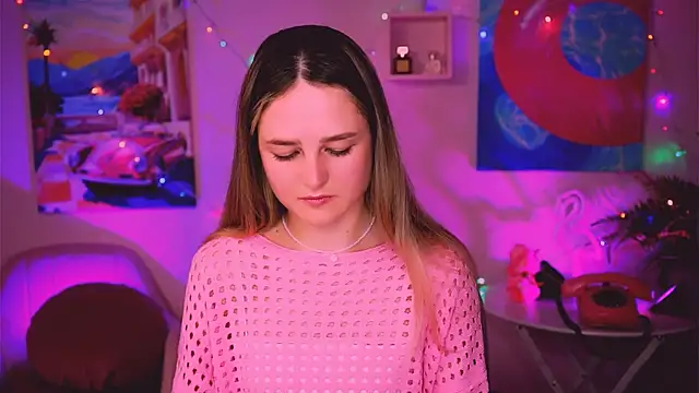 DeboraLarson online show from 4, 1, 2025