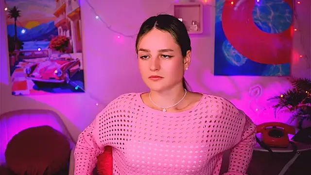 DeboraLarson online show from 5, 1, 2025