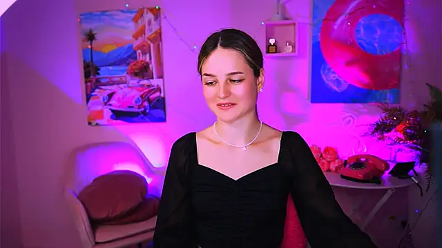 DeboraLarson online show from 13, 1, 2025